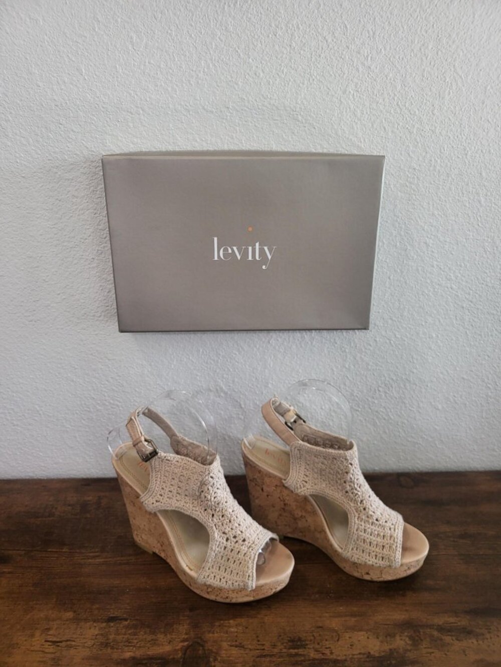 Levity Cream Crochet Wedge Sandals Boho Summer Size 8.5